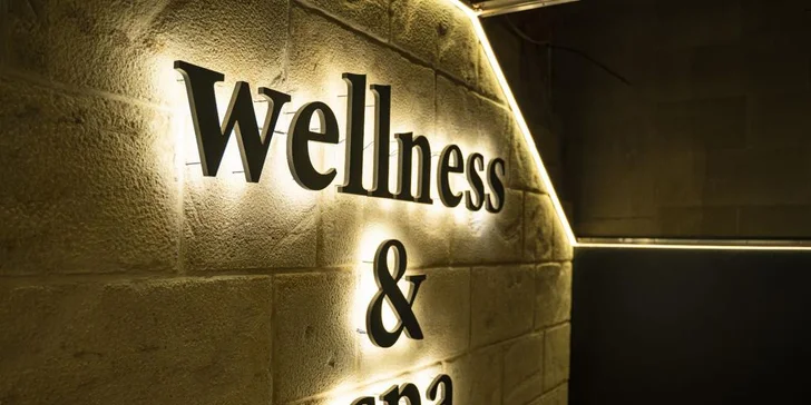 Privátní wellnes na 60 min. až pro 24 osob: vířivka, dvě sauny i relax zóna
