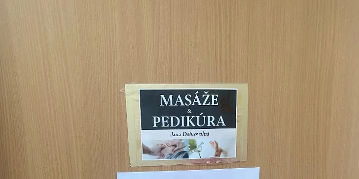 Liftingová masáž obličeje nebo kosmetické ošetření pleti pro ženy i muže