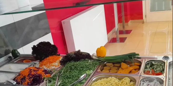 Dürüm, döner i falafel i talíř s hranolky: otevřené vouchery na 200 Kč