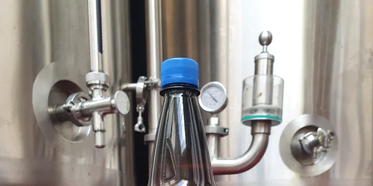 Na den sládkem v pivovaru Luhačovice až pro 4 osoby: vaření piva, technologie, oběd i dárky