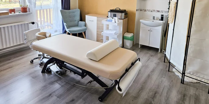 Úleva od bolesti svalů: regenerační masáže šíje a zad na 20 až 50 minut