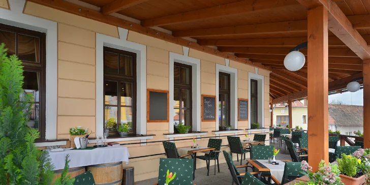 Pobyt v Hluboké nad Vltavou s polopenzí i wellness: hotel pod zámkem v blízkosti golfu