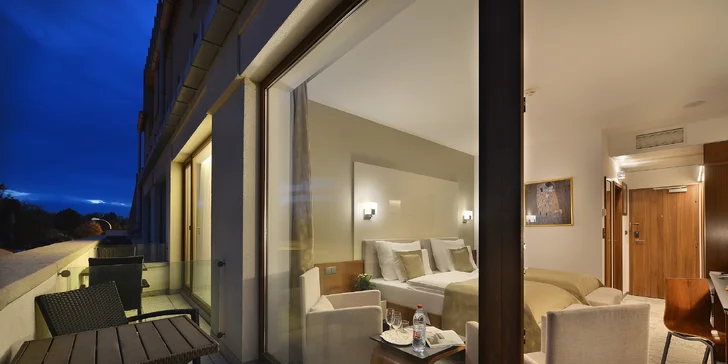 Luxusní pobyt v Hluboké nad Vltavou: 5* hotel u zámku s wellness a jídlem