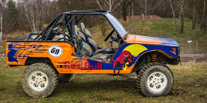 Zážitková spolujízda v offroad speciálu na terénní rallye trati v Přelouči