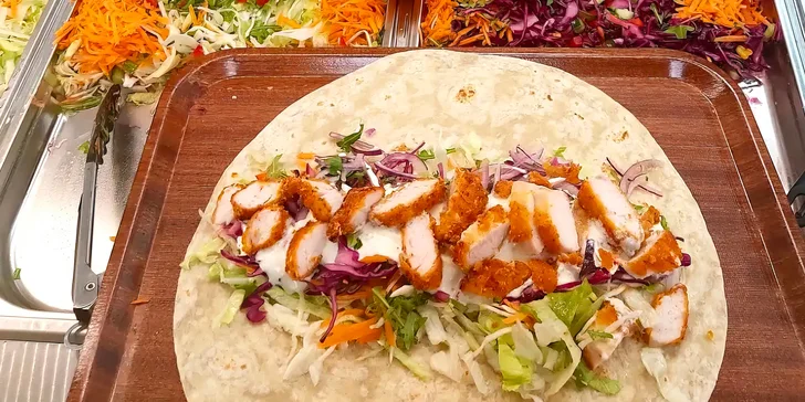 Dürüm, döner i falafel i talíř s hranolky: otevřené vouchery na 200 Kč