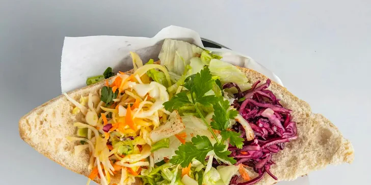 Dürüm, döner i falafel i talíř s hranolky: otevřené vouchery na 200 Kč
