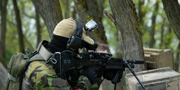 Veřejný airsoft: vstup na sdílenou hru pro 1–7 osob nebo soukromý pronájem