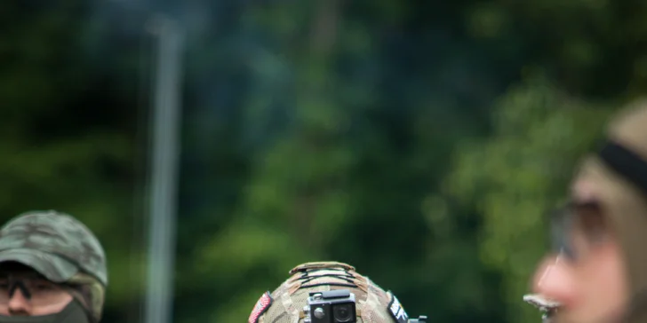 Veřejný airsoft: vstup na sdílenou hru pro 1–7 osob nebo soukromý pronájem