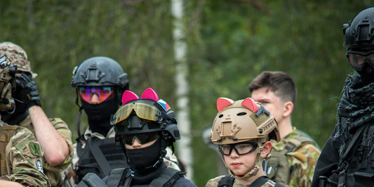 Veřejný airsoft: vstup na sdílenou hru pro 1–7 osob nebo soukromý pronájem