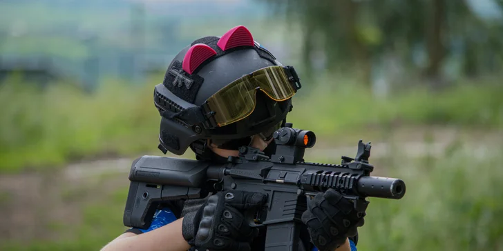 Veřejný airsoft: vstup na sdílenou hru pro 1–7 osob nebo soukromý pronájem