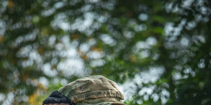 Veřejný airsoft: vstup na sdílenou hru pro 1–7 osob nebo soukromý pronájem
