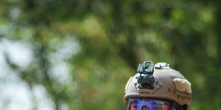 Veřejný airsoft: vstup na sdílenou hru pro 1–7 osob nebo soukromý pronájem