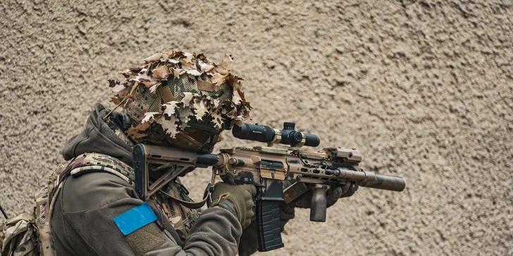 Veřejný airsoft: vstup na sdílenou hru pro 1–7 osob nebo soukromý pronájem