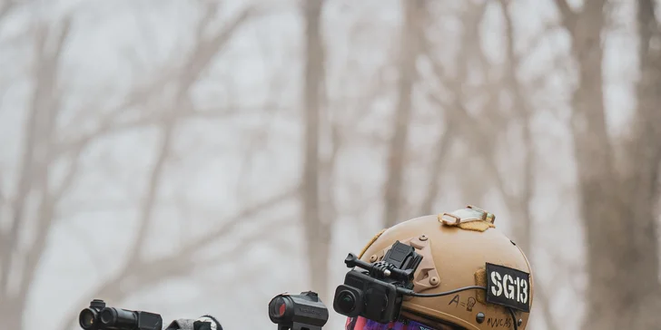 Veřejný airsoft: vstup na sdílenou hru pro 1–7 osob nebo soukromý pronájem