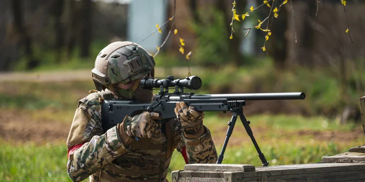 Veřejný airsoft: vstup na sdílenou hru pro 1–7 osob nebo soukromý pronájem