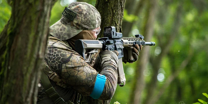 Veřejný airsoft: vstup na sdílenou hru pro 1–7 osob nebo soukromý pronájem