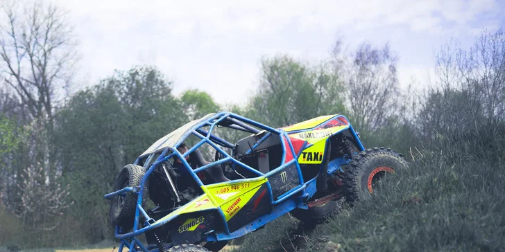 Zážitková spolujízda v offroad speciálu na terénní rallye trati v Přelouči
