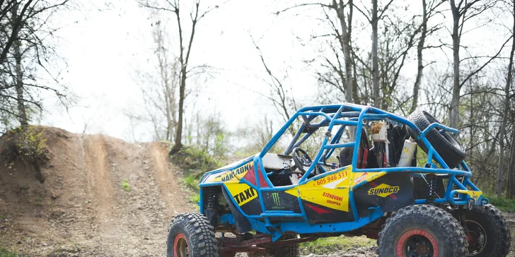 Zážitková spolujízda v offroad speciálu na terénní rallye trati v Přelouči