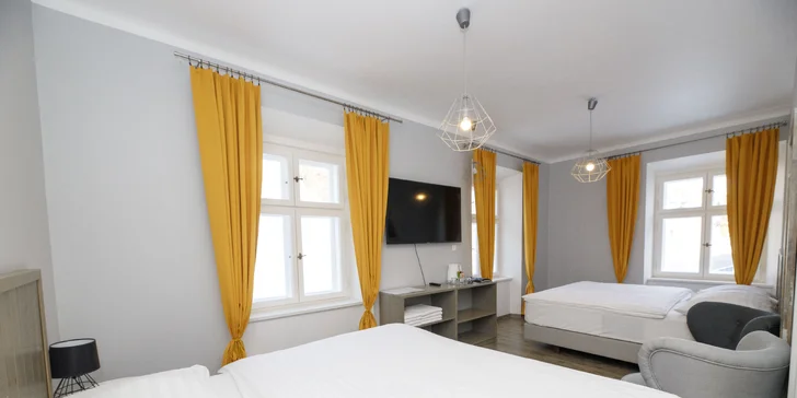 Jeseníky: hotel ve skandinávském stylu, snídaně a láhev vína