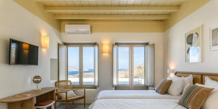 Zájezd na řecký ostrov Mykonos: letenky, ubytování i zapůjčení auta
