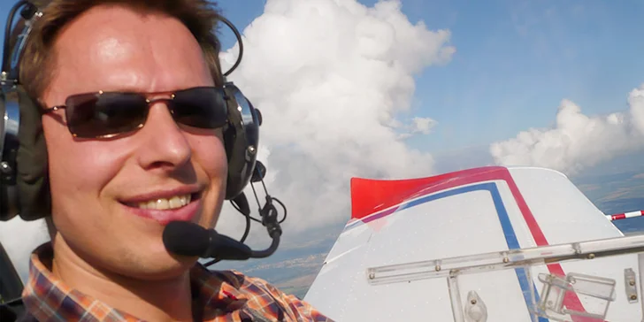 Staňte se na chvíli pilotem: až 40 min. řízení sportovního letounu