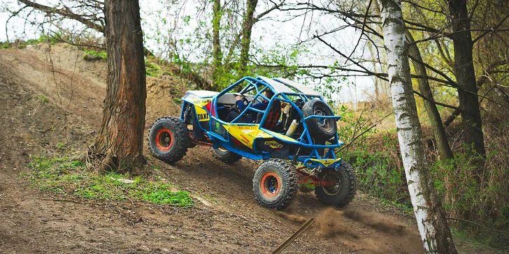 Zážitková spolujízda v offroad speciálu na terénní rallye trati v Přelouči