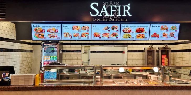 Shawarma, falafel, arayes či denní specialita v restauraci Safir