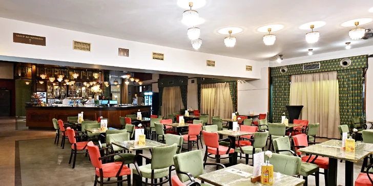 Voucher do kavárny Lucerna na cokoliv z menu: 300 Kč, 500 Kč i 1000 Kč