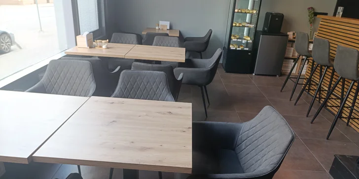 Větrník s domácí zmrzlinou a zdobením podle výběru pro 1 nebo 2 osoby