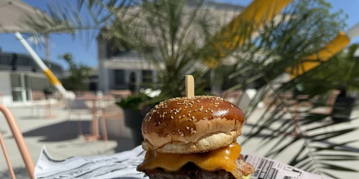 Hot dog, quesadilla, burger nebo burrito podle výběru z několika druhů