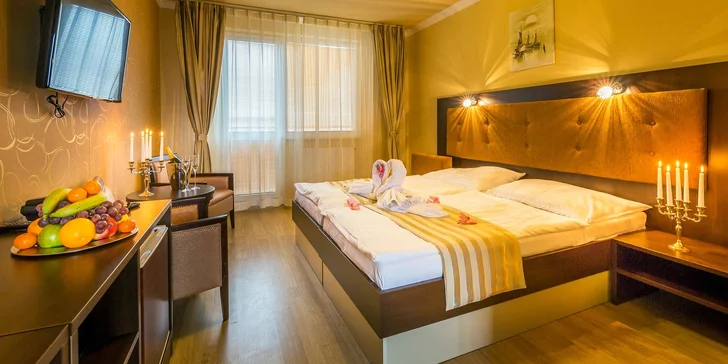 Pobyt u Slunečných jezer s polopenzí, wellness i vstupem do aquaparku
