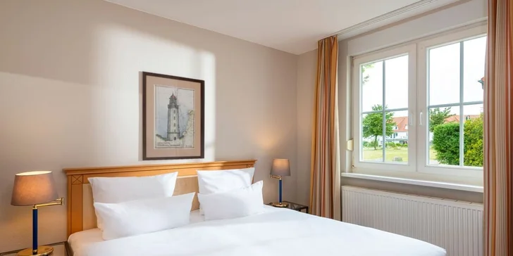 Rodinná dovolená ve 4* hotelu na Rujáně: polopenze i neomezený vstup do aquaparku, 8 km od moře