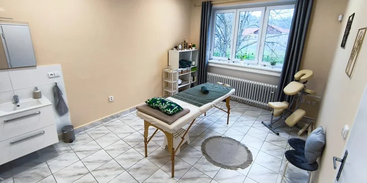Masáž podle výběru z mnoha druhů vč. lymfatické či maderoterapie