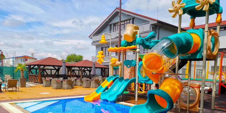 Pobyt u Slunečných jezer s polopenzí, wellness i vstupem do aquaparku