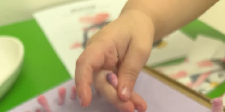 Lekce smysluplného hraní: pro děti od 15 měsíců do 5 let, smyslové aktivity i bezpečné experimentování