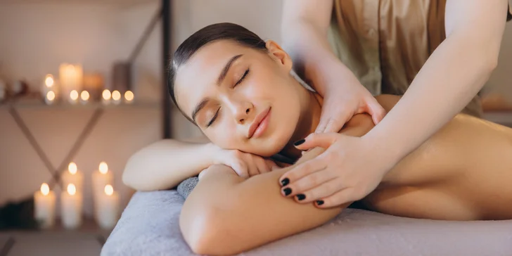 Masáž dle výběru: mořská, celotělová relaxační i speciální raindrop, 60–120 minut