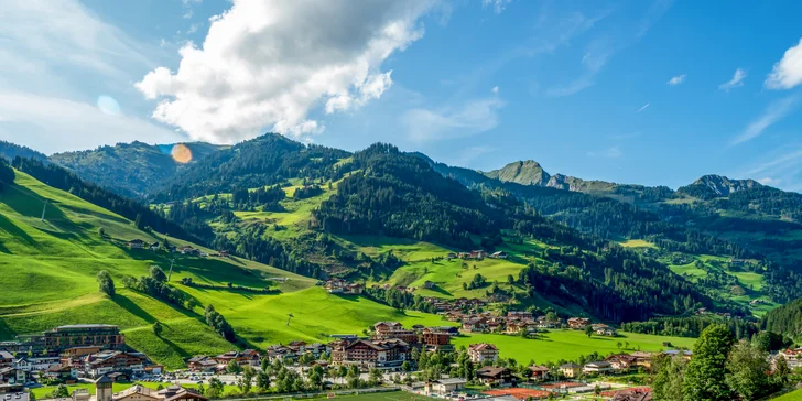 Luxusní alpský hotel v údolí Großarltal: wellness, polopenze i letní karta výhod