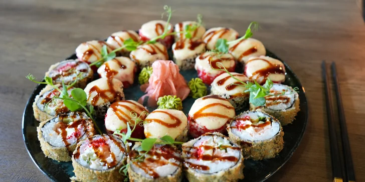 Sushi sety v restauraci Royal Sushi: losos, krevety, kaviár a další, 8–⁠⁠⁠⁠⁠⁠37 ks