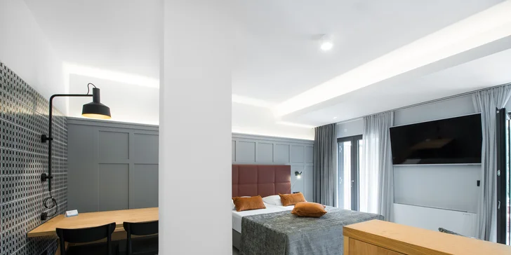 Pobřežní letovisko Strunjan: hotel přímo u pláže, vč. snídaně a neomezeného wellness