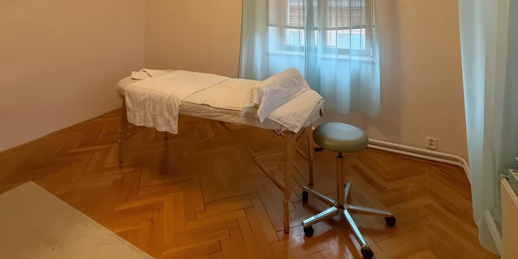 Masáž zad a šíje, sportovně-relaxační masáž celého těla i lymfatická masáž k omlazení pleti
