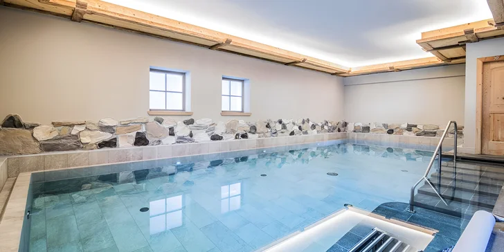 Aktivní dovolená i relax v italských Alpách: 4* hotel s polopenzí, wellness, karta výhod