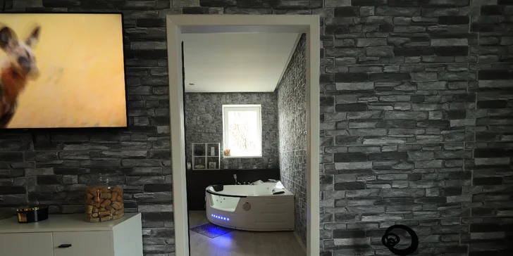 Romantika a relax na jihu Moravy: wellness apartmán s privátní vířivkou a saunou