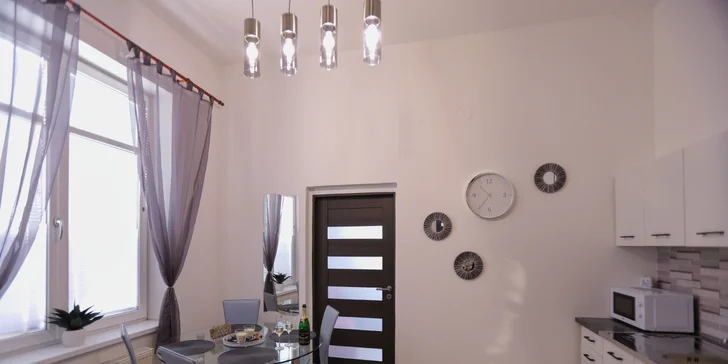 Relax na jižní Moravě: romantický pobyt ve wellness apartmánu s privátní vířivkou