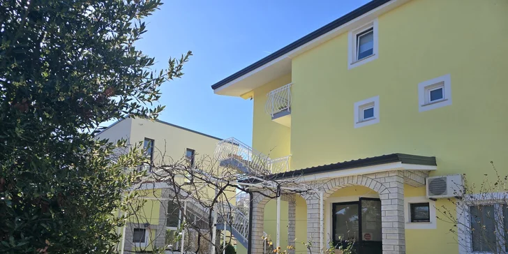 Jižní Istrie pro páry i rodiny: apartmán až pro 7 osob u krásné přírodní rezervace Kamenjak