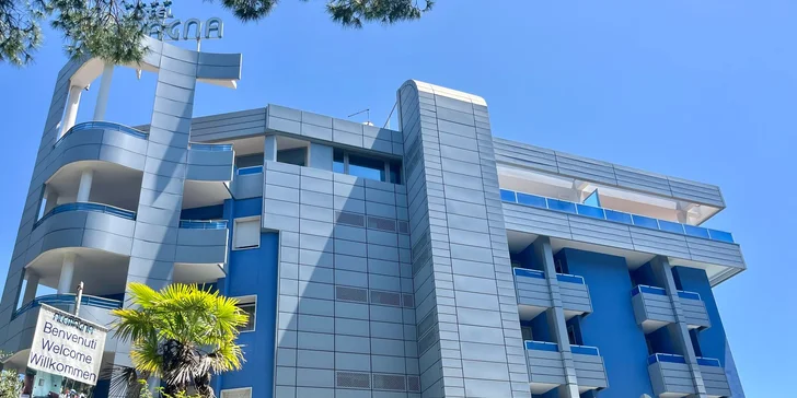 Rodinný pobyt v italském Bibione: 4* hotel vč. snídaní, hotelového bazénu a půjčení kol, 500 m od pláže