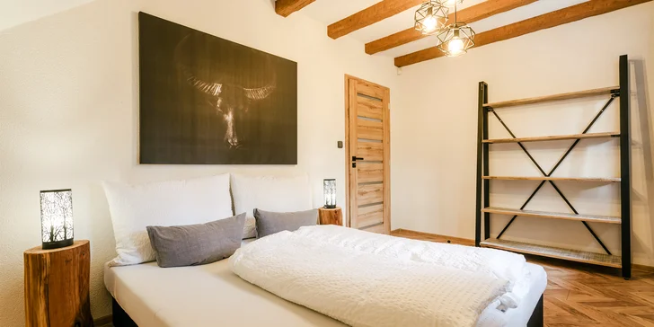 Zrekonstruovaná chalupa ve Frýdlantu nad Ostravicí: přímo u řeky, vlastní sauna, vířivka a zahrada, 9 km od Lysé hory