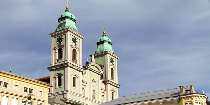 Jednodenní autobusový zájezd do Mauthausenu a Lince: prohlídka koncentračního tábora i návštěva historického centra města