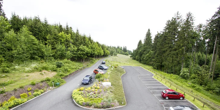 Stylový golfový hotel v Mariánských Lázních se snídaní a saunou