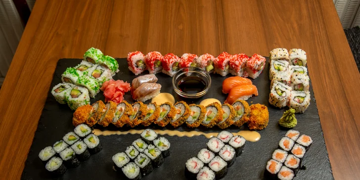 Pestré sety 28–72 ks sushi ve Frýdku-Místku: s okurkou, avokádem i tuňákem či krabem