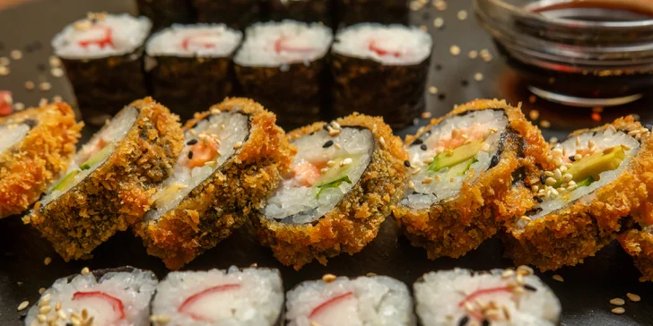 Pestré sety 28–72 ks sushi ve Frýdku-Místku: s okurkou, avokádem i tuňákem či krabem